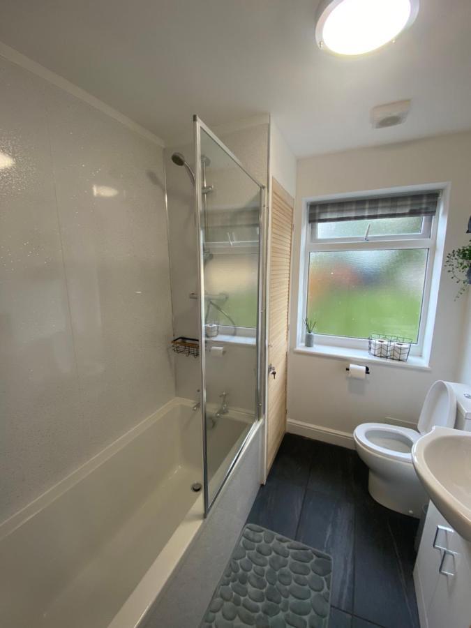 Lovely 1-bedroom apartment with garden&parking Stone  Buitenkant foto